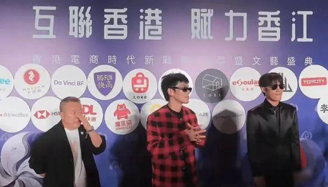 太丢人！TVB“全体”明星讨好网红“小杨哥”，背后真相可不简单