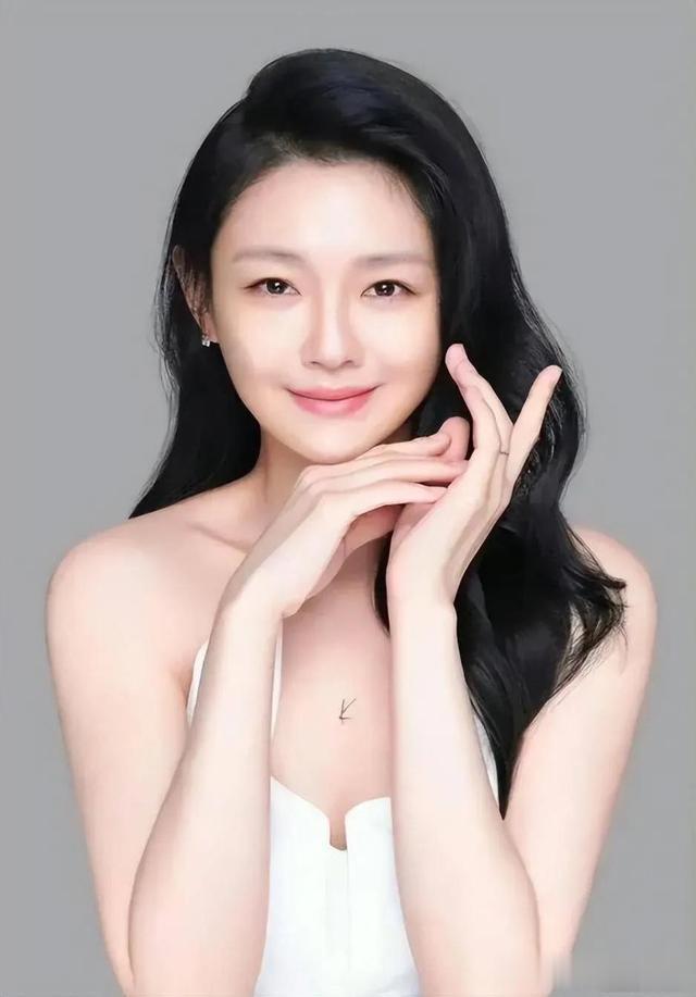 大S突然离世,生前惦记的是还有5天与具光头结婚3周年,家人哭晕