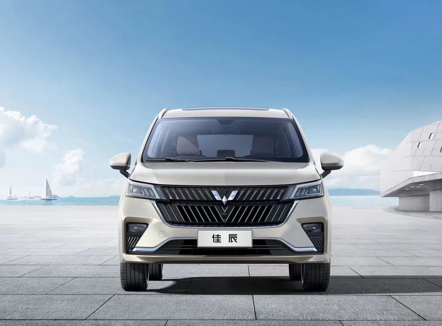 五菱银标新款MPV，五菱宝骏的疯狂内卷继续上演？