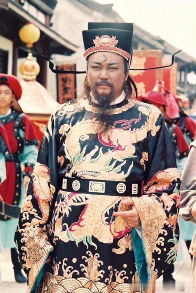 金超群：演超过800集包青天，66岁患脑瘤隐退，身高缩水体重骤降