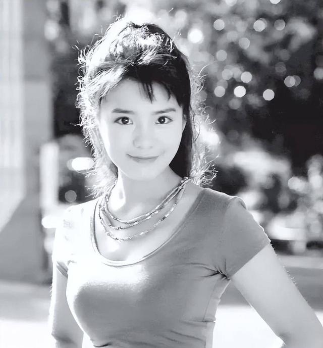 央视主持人朱迅生命终将结束，为什么不大胆一些