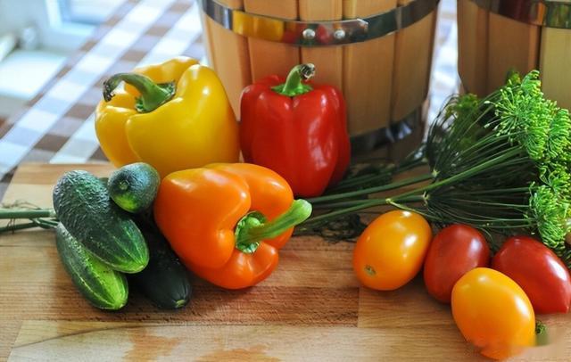 脚上一旦出现这种现象,是在提醒你:有血栓了,及时检查制止