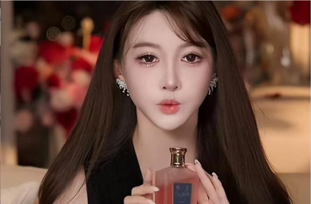 名媛培训班重出江湖?叶珂被爆培训班出身,黄晓明的体面被撕碎