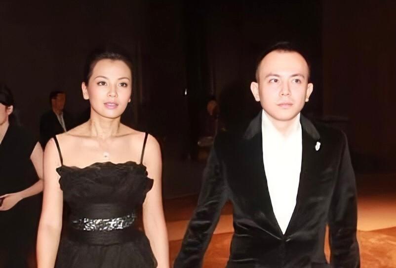 刘涛承认：我和TA同床共枕4年！现在TA六十多了没结婚，我确实有点愧疚