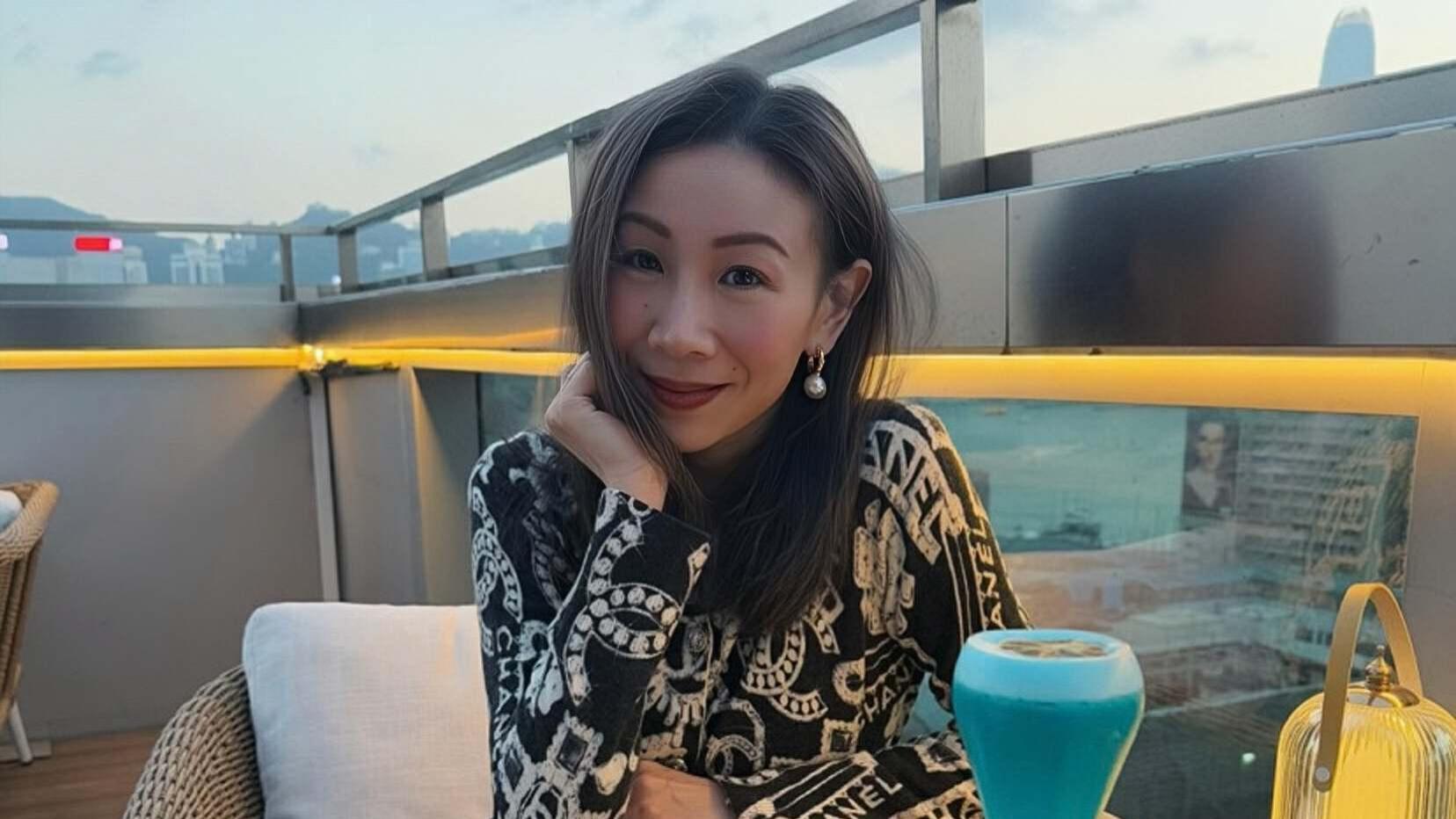 香港知名女星瘦成纸片人，谈过近30段恋情，前任男友遍布全球