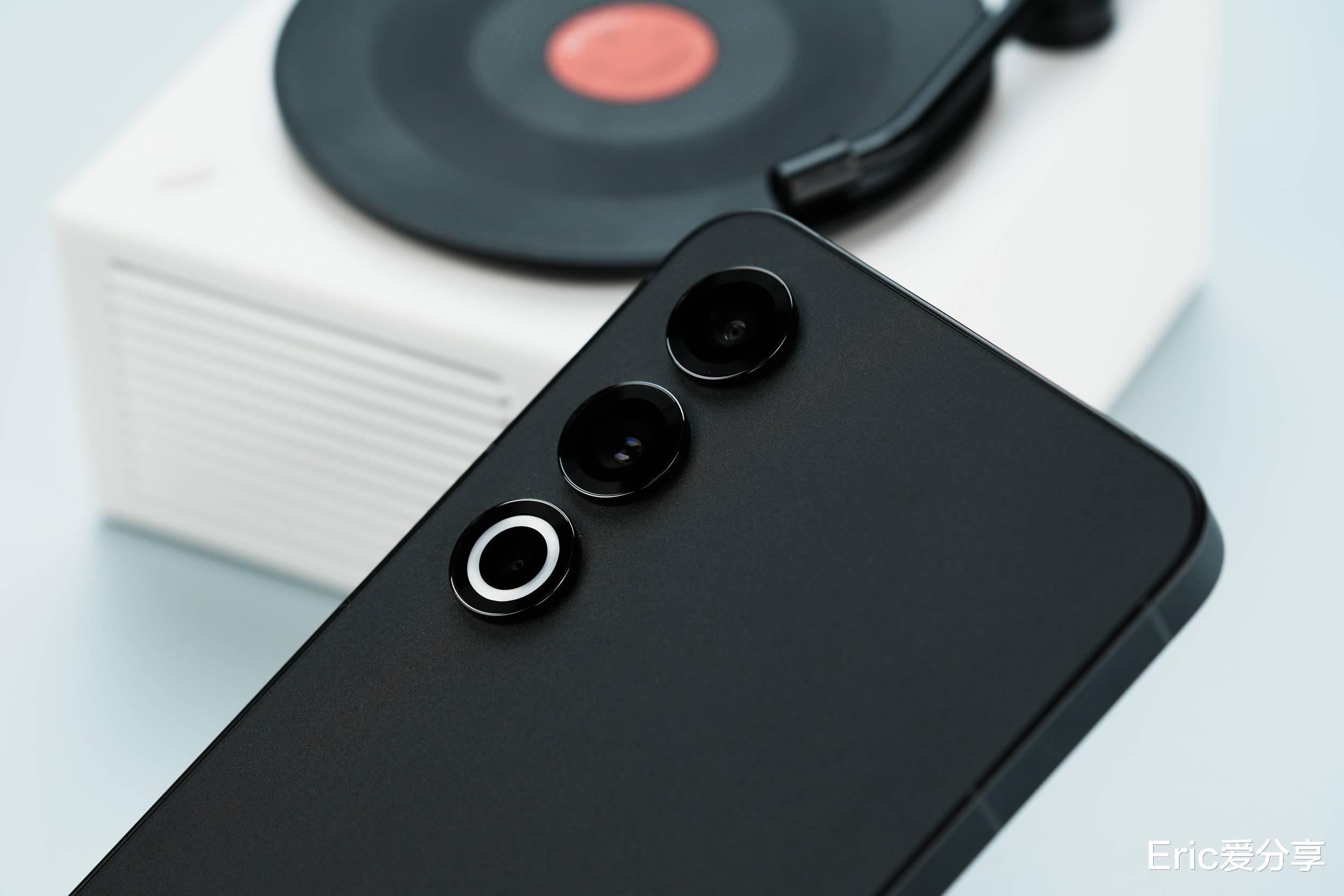 9月最值得买的直屏机,骁龙8gen3+2亿像素+超声波指纹,仅2713元