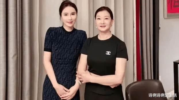 隐退11年,一张照片暴露宋祖英“真实处境”:再不回去我就没家了