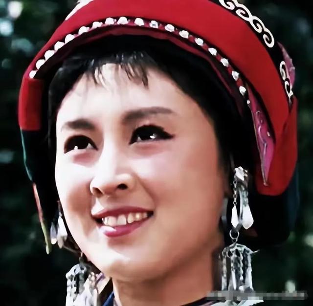 曾红遍全国的阿诗玛，从美艳明星到精神失常，晚年生活却令人羡慕