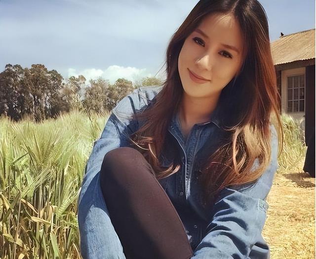 富豪丈夫变心，生了4胎的徐子淇曾为保地位拼5胎，现在却苦求无果