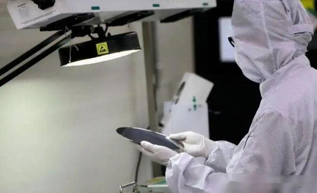 國(guó)產(chǎn)芯突破5納米，美芯巨頭直接將訂單給到2026年，倪光南說(shuō)對(duì)了