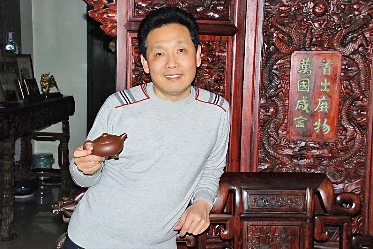 丑娘张少华，人丑心更丑！1996年做下滔天恶事，晚年眼中常含泪水