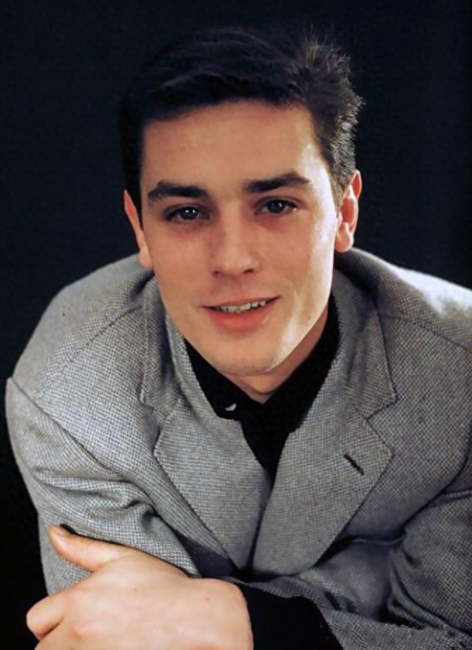 阿兰·德龙病逝上热搜!他曾追求我国一位著名女星