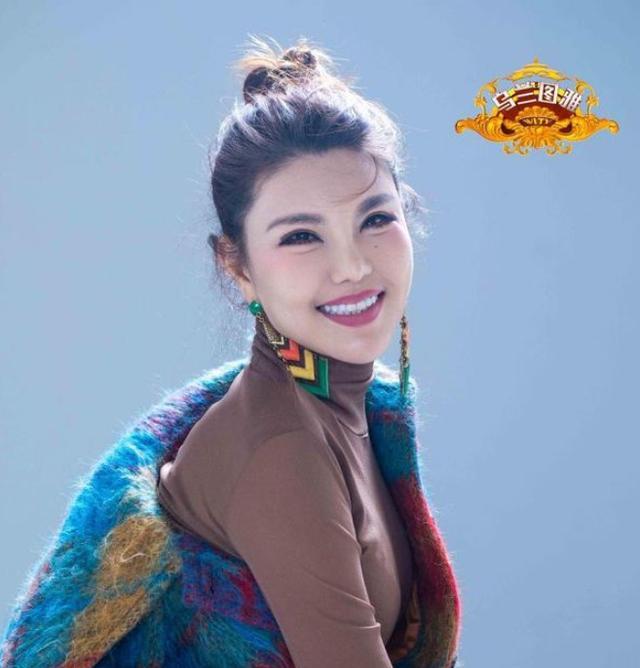 她靠“冒牌”出道走红,受央视力捧,真相曝光后结局令人唏嘘