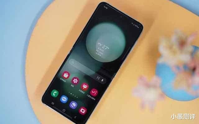 三星彻底发飙,三星Z Flip5从7499元跌至2974元,突然变得更香了