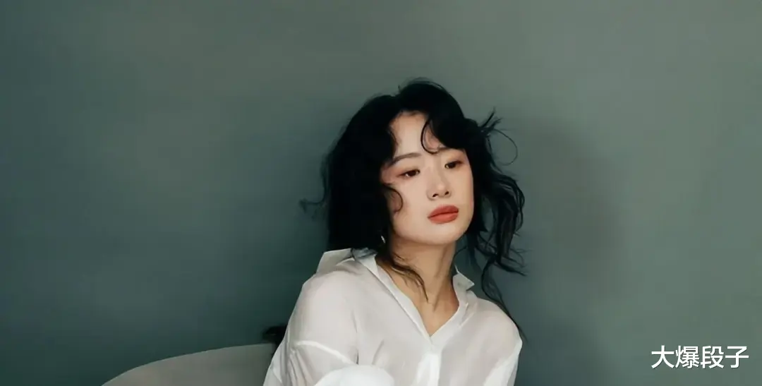 拉踩刘亦菲,撒泼耍大牌,她怎么能这么疯!