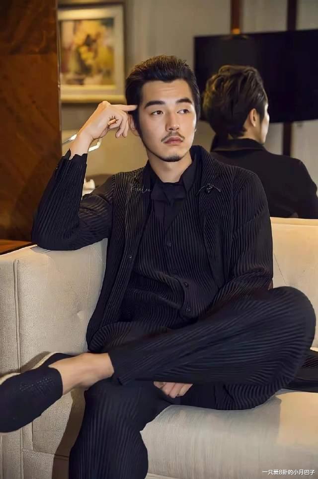 盘点18位当红小生身高体重数据,看完直呼:好帅好高好瘦!