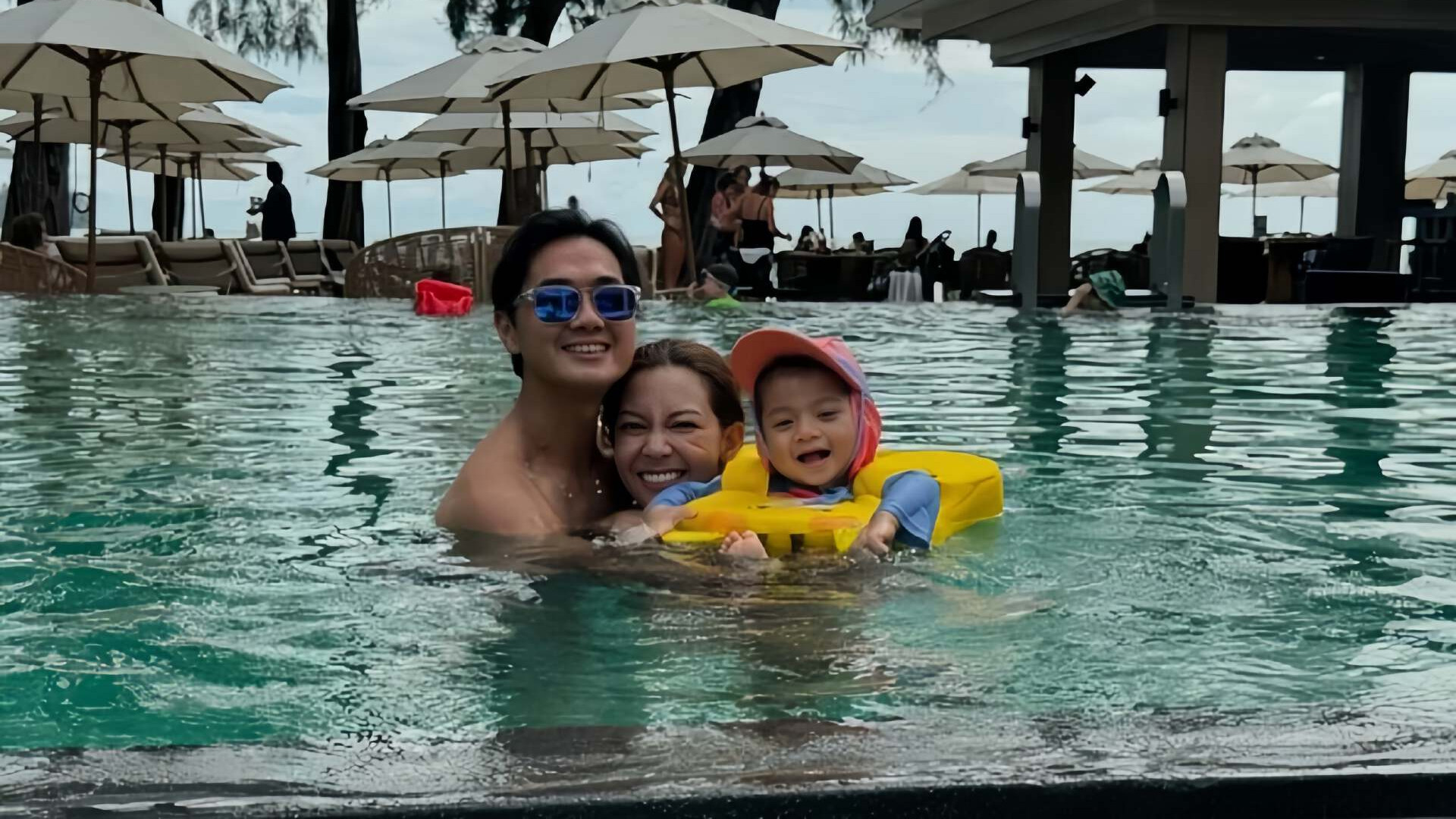 一家将赴美国治疗！TVB知名男星儿子患基因疾病，智商或将永久停留在两岁