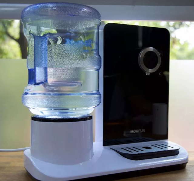 天天喝电热水壶烧的水，损伤神经还致癌？这3种水，才真的要少喝