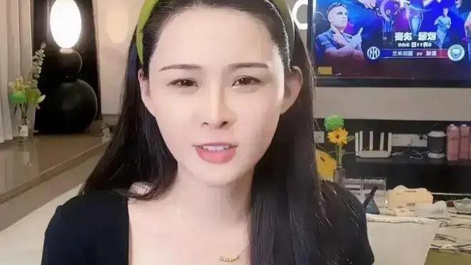 张颖颖被大S点名后回击，晒千万直播收入，她似乎忘了钱怎么来的