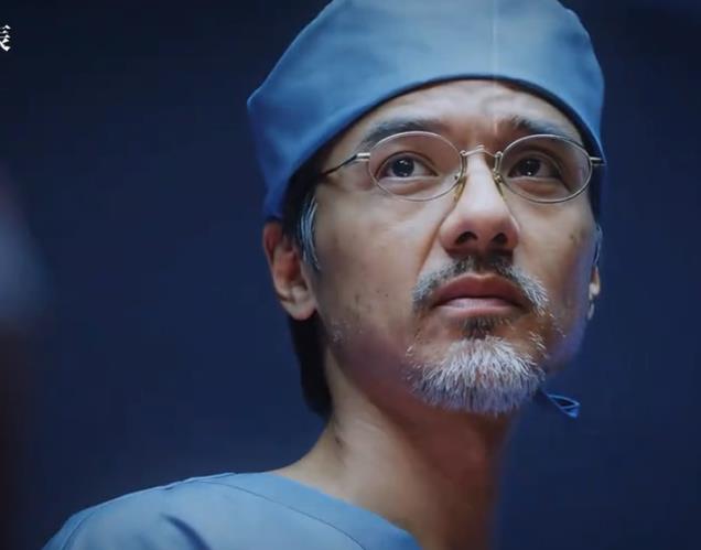 15分钟4起命案，全员演技派，中国的悬疑剧，捅到“天花板”了