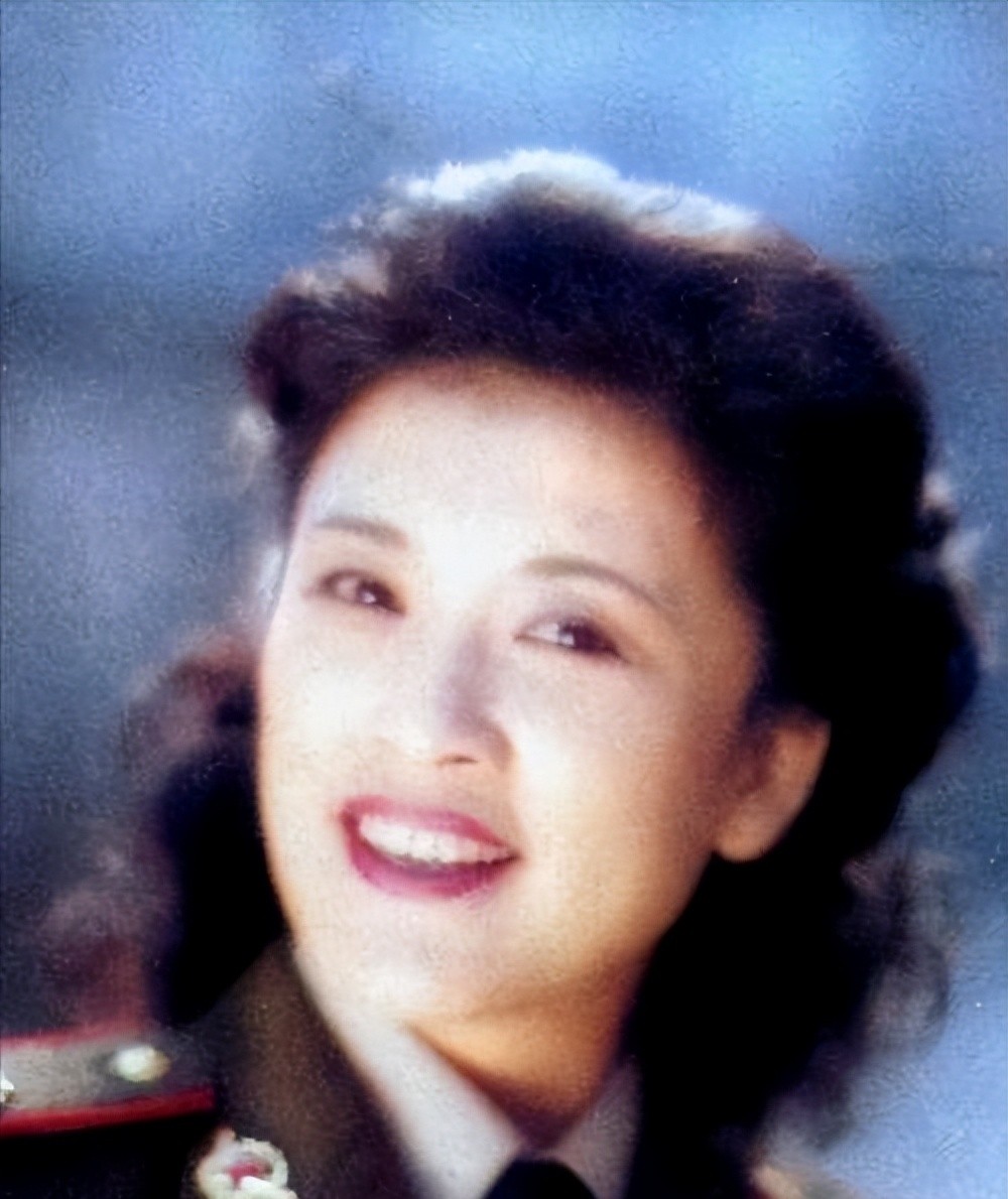 著名演员宋春丽61岁高龄做妈妈,称这是她这辈子最正确的决定