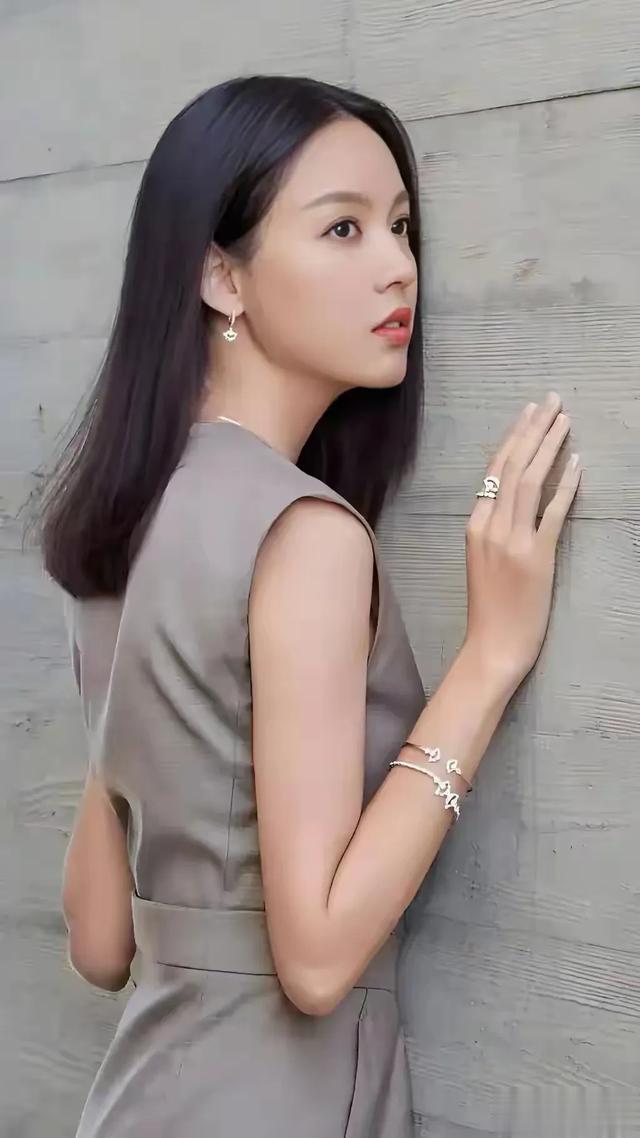 世界小姐总冠军张梓琳