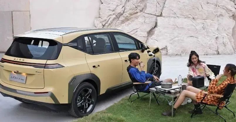 7万级唯一续航610km，一年大卖235717台成销冠，比亚迪宋买早了