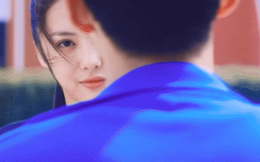 蔡文静光脚丫拍照,34岁的她“内娱镶边”多年,终凭一语熬出圈!