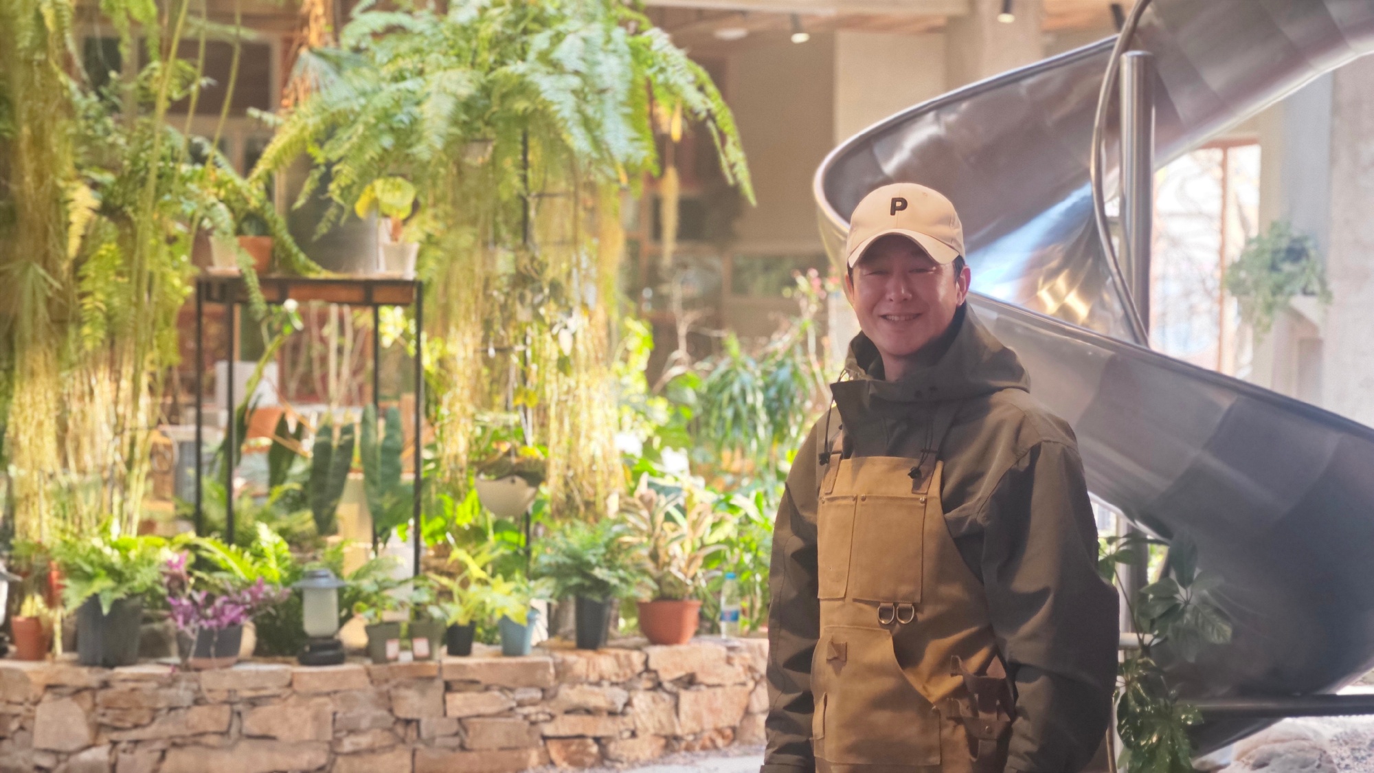 张颂文未回应，姜尘再爆料：男方与多人有染，在按摩店买特殊服务