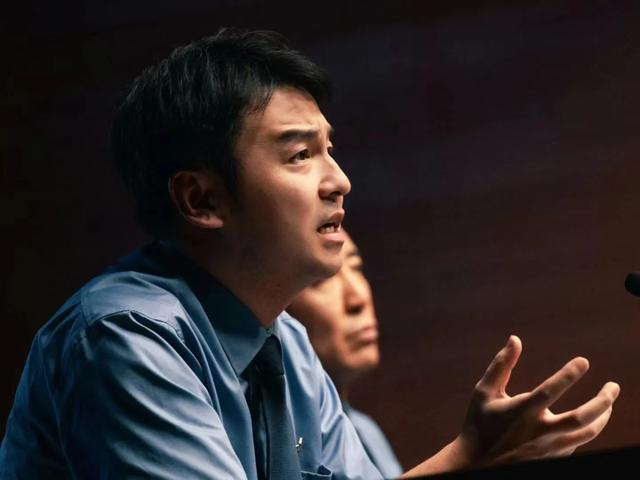 内娱颠了!毁三观的小众赛道,挤满了没用的明星?