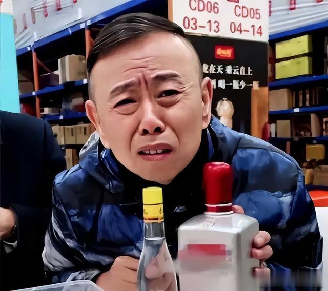 被央视怒批仍不悔改,出门带6个助理30个保镖,网友:你是个啥