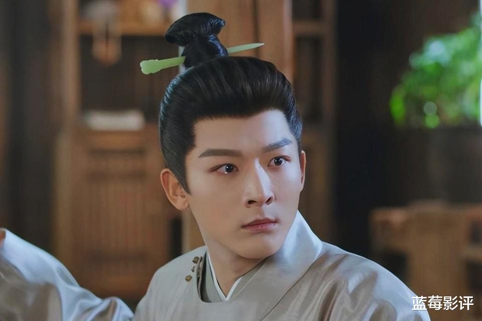 本以为是烂剧,结果开播就好评如潮,张馨予又把国产剧拍成了爆款