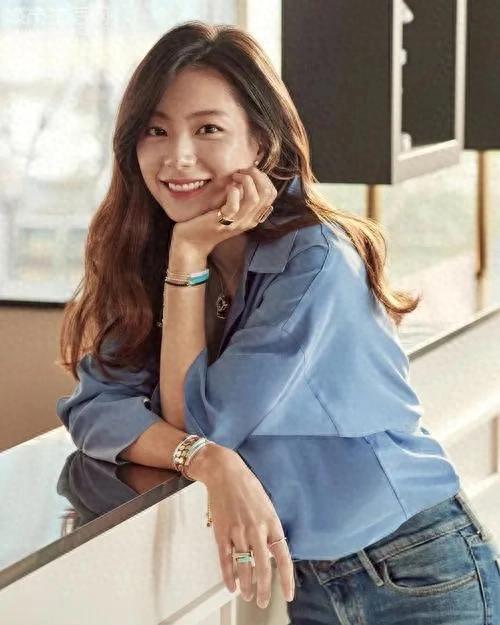 韩剧经典狐媚美女嫁大13岁裴勇俊后选择隐退