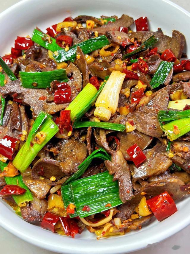 我开了20年饭店的舅舅教我的家常菜,一上桌就被抢光了