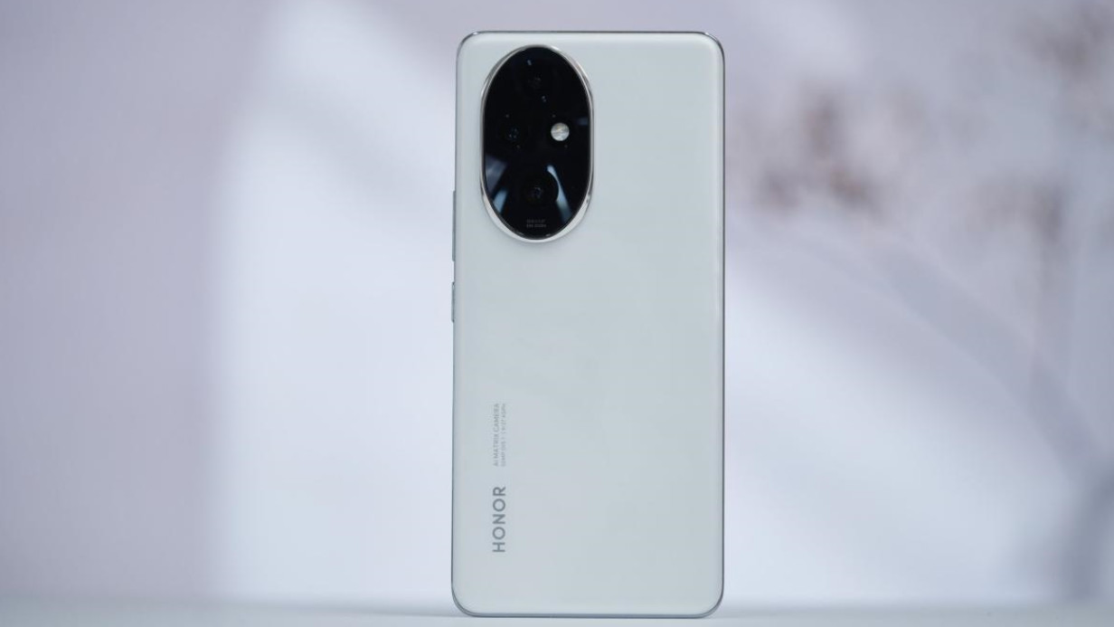 荣耀开启“降价模式”，发布仅五个月就降1240元，16G+1TB+100W