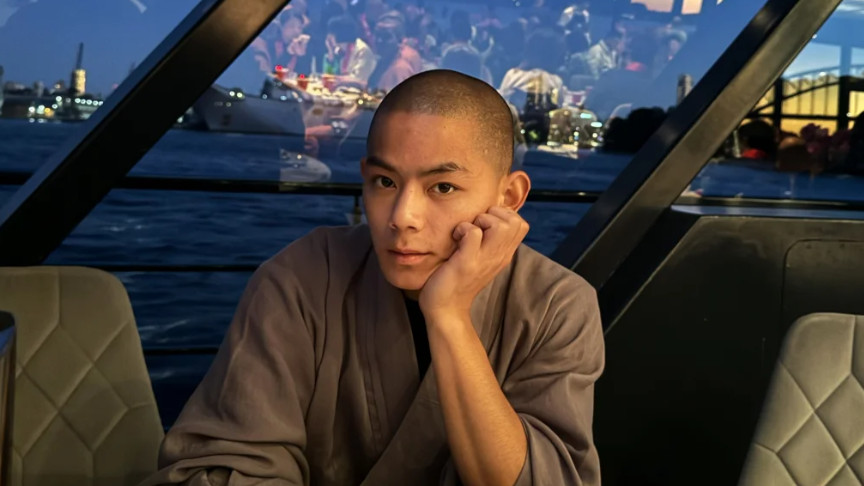 突传噩耗！21岁网红“武僧秋风”凌晨车祸去世，最后露面曝光