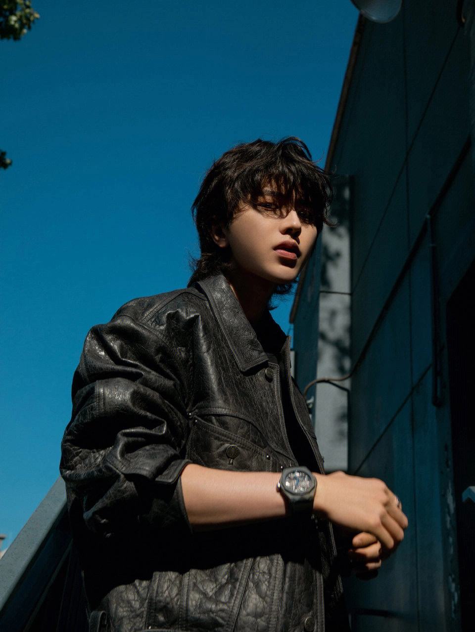 蔡徐坤回国后发福认不出!人生低谷叫人唏嘘,网友或许对他太苛刻