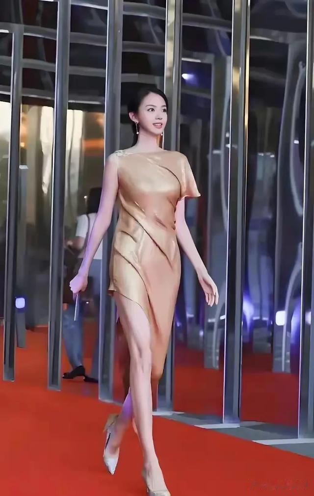 世界小姐总冠军张梓琳