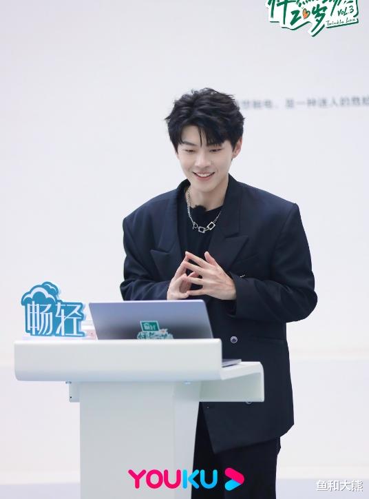 孙怡恋情彻底曝光!与小7岁恋综男同居被拍,此前辟假谣欺骗大众