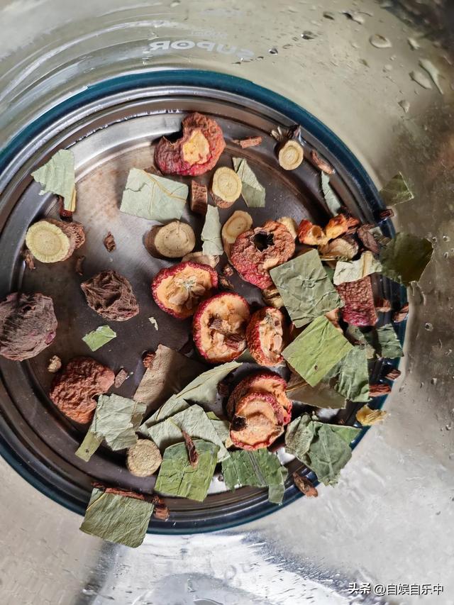 帮你们试了。乌梅汤2.0不难喝。可以辅助瘦身。