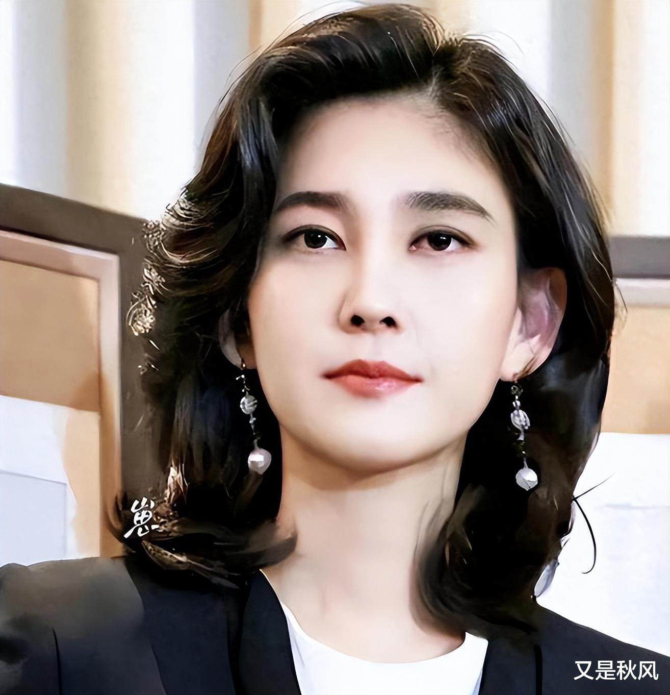 三星公主李富真：54岁与儿子同匡美的冒泡，当年下嫁保镖太高明