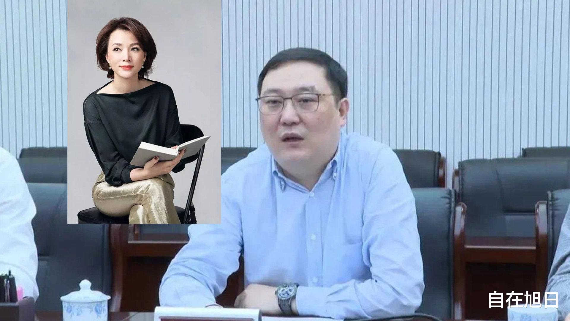 没想到，丈夫密春雷的争议过去仅两年，董卿就以“这种姿态”出现