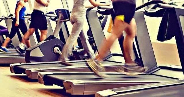 早上运动好还是晚上运动好？想要延寿、控糖，这些时间段更好！