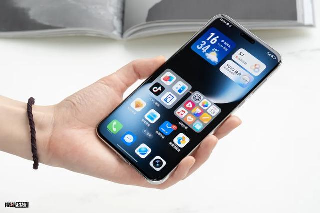 啧啧,红米曾经最大的对手,彻底杀回来了