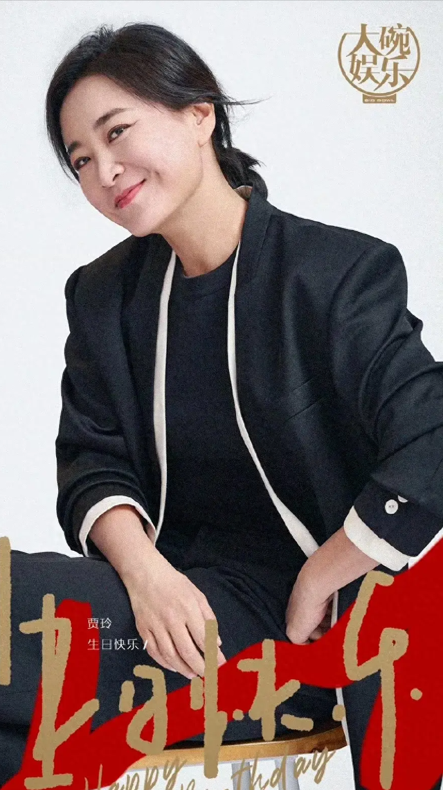 贾玲42岁生日,张小斐的神仙友情,戳穿多少娱乐圈的“塑料友谊”