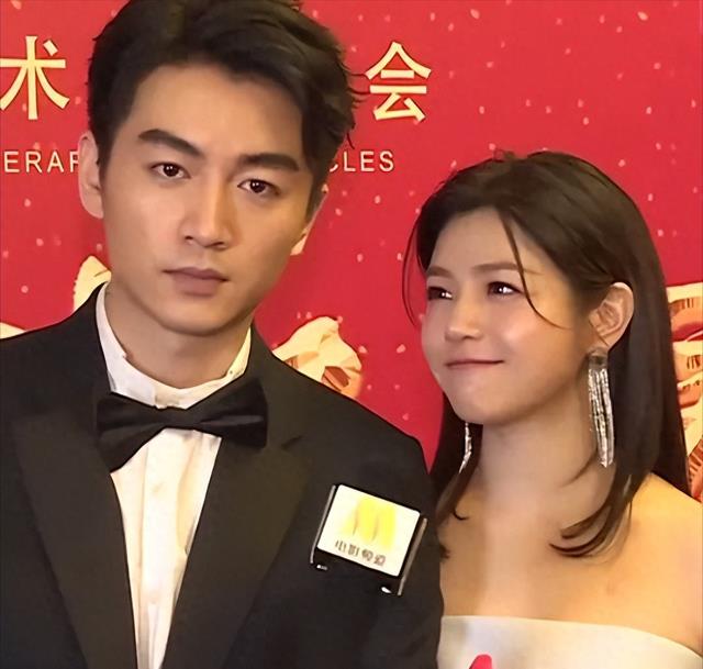 陈妍希父亲去世,葬礼上不见陈晓,网友直呼,就算离婚了也得去吧