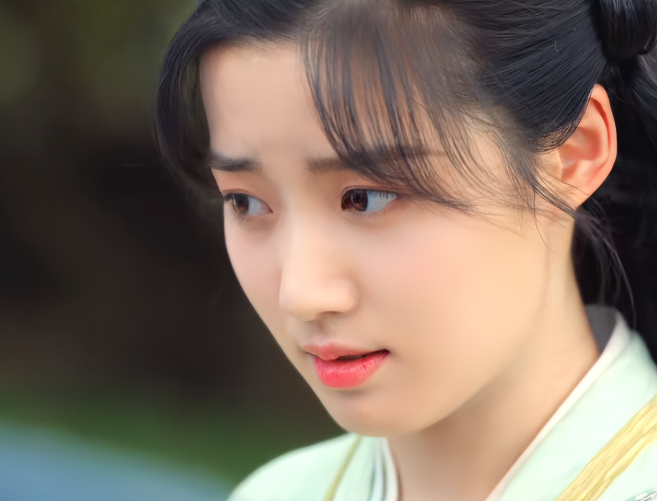 张婧仪新剧大翻车,一星差评被刷爆,这种国产烂剧跪求别再拍