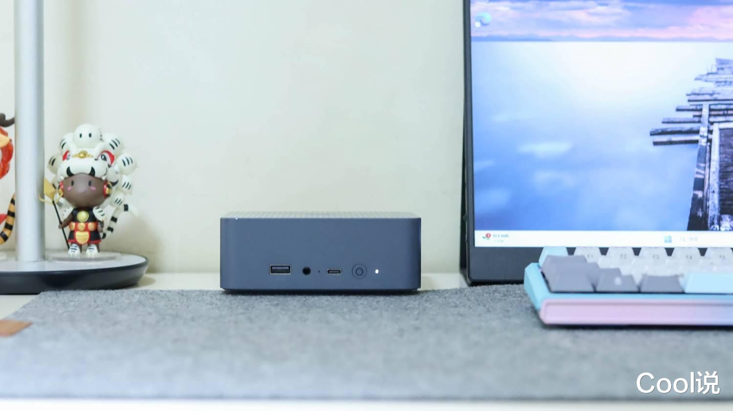电脑界告诉你什么叫卷？7735HS迷你主机1200+起，办公起来真挺香