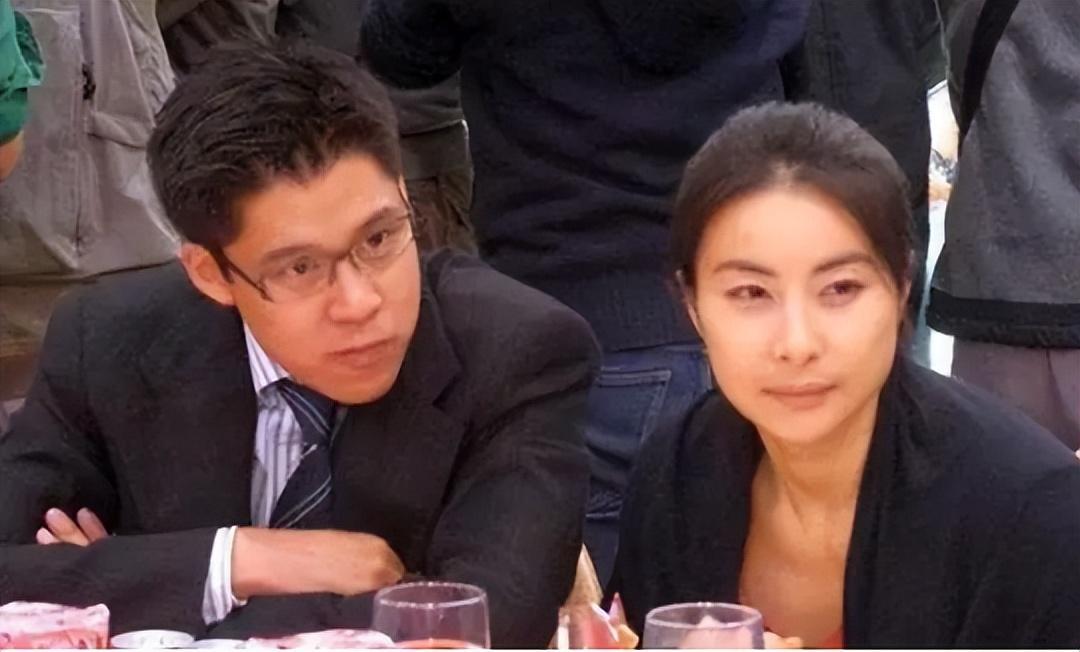 霍启刚怎么也不会想到？娶进家门的郭晶晶一举打破霍家百年家规。