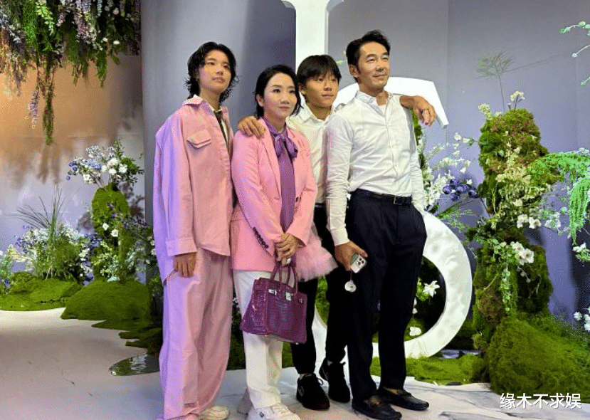 萧敬腾婚礼半个娱乐圈来了！关颖林熙蕾低调，向太笑谈私生子传闻！